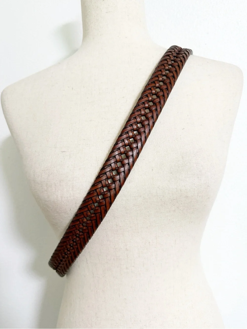 Tommy Hilfiger Synthetic Leather Braided Belt Size L 38/40